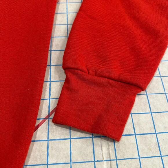 Vintage 90s Blank Red Fruit Of The Loom Best Sweatshirt Size Medium Made In USA - Picture 4 of 15